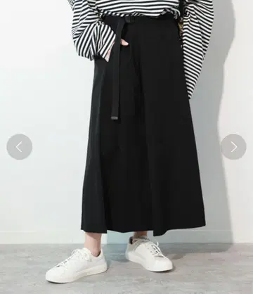 THOUSAND MILE/사우전드 마일 WAVE ADJUST SKIRT