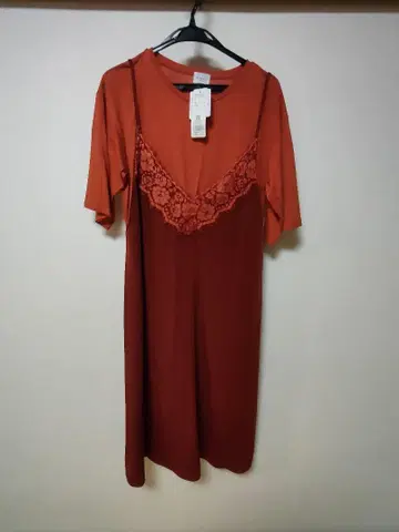 ROSE BUD 반팔 무릎 기장 원피스 오렌지