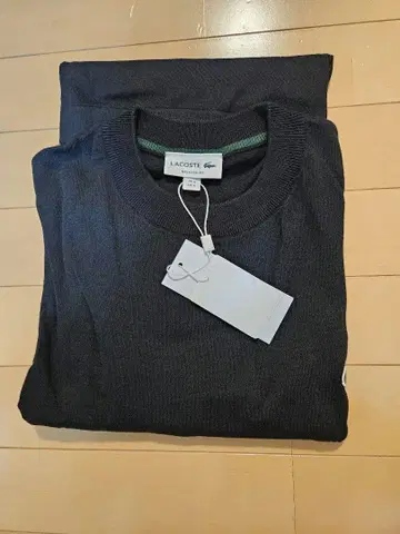 라코스테 크루넥 티셔츠 미사용 새상품 택 포함 세련된
