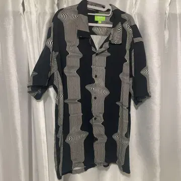 HUF 물결무늬 반팔 알로하 셔츠 XL