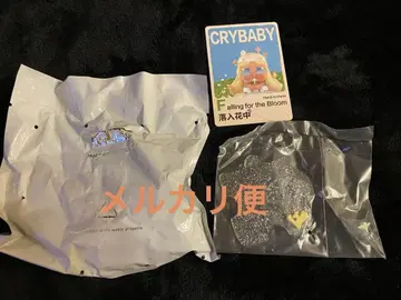 handinhand 팝 마트 CRYBABY