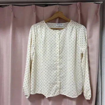 maison de therese 크림색 도트 무늬 긴팔 블라우스 M