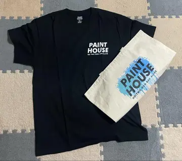 Painthouse 티셔츠와 토트백