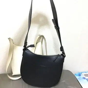 유니클로 원 핸들 백 블랙 스퀘어