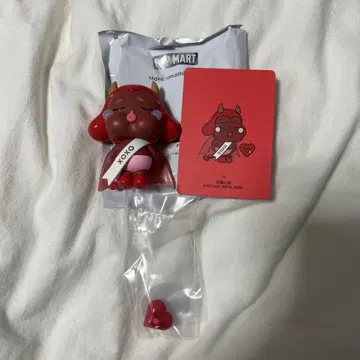CRYBABY 사랑 때문에 울고 키스 키스 악마