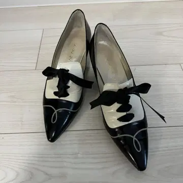 새상품급 RUE DE DEUX 리본 신발 23cm