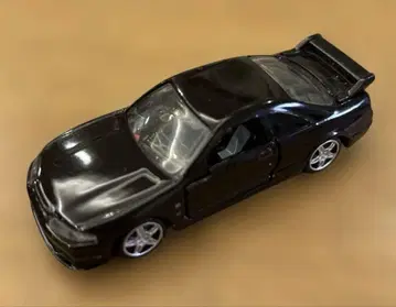 토미카 프리미엄 스카이라인 GT-R R33