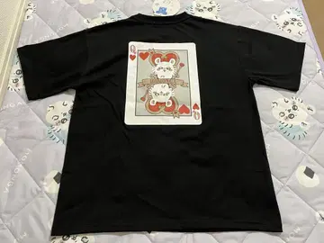 치이카와 (먼작귀) Avail 원더랜드 모몽가 티셔츠 M 사이즈