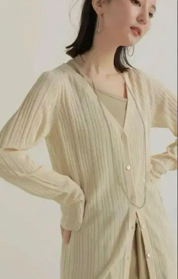 louren 리브 가디건 V 넥 아이보리