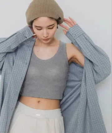 JEANASIS 지나시스 치비라메 컷인 탱크탑