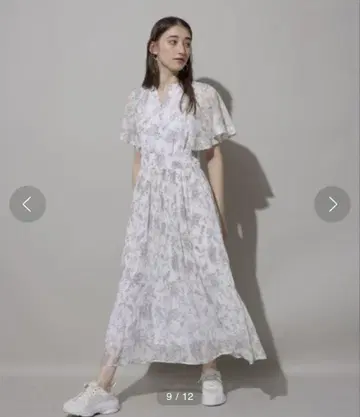 리랜드트루 케이프 슬리브 프린트 원피스