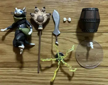 발칸 로그 몬헌 리보 메라루