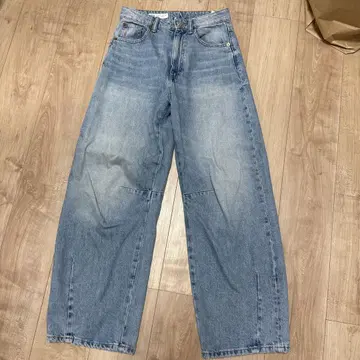 ZARA 자라 커브 데님 커브 팬츠 32