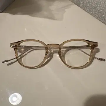 JANE 클리어 베이지 오벌 안경