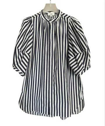 HYKE STRIPED BALLOON SLEEVE BLOUSE 사이즈 1