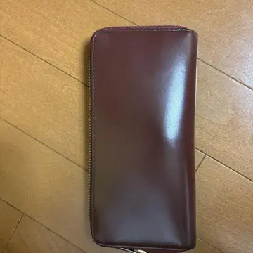 다크 브라운 가죽 장지갑