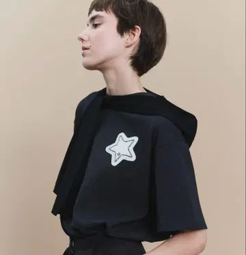 B. STAR TEE 반팔 티셔츠 Bibiy