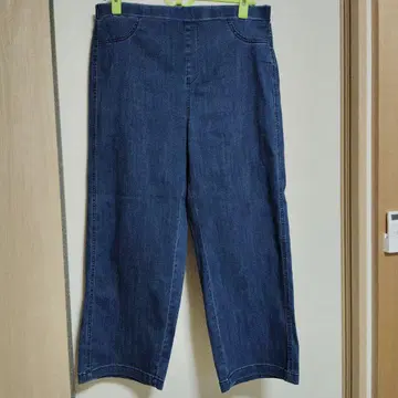 신문 다크 블루 와이드 팬츠 데님 시착만 한 상품