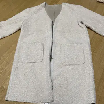 화이트 보아 코트