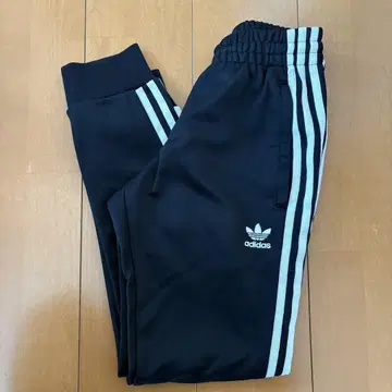 아디다스 오리지널 트랙 팬츠 XS 저리