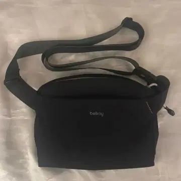 벨로이 bellroy Lite Sling Mini 라이트 슬링 미니 블랙
