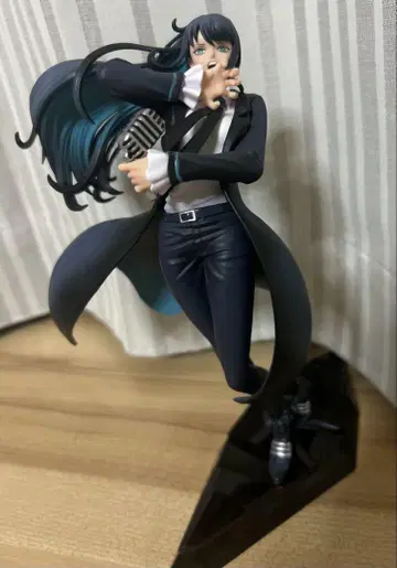 Ado 피규어 원피스 콜라보