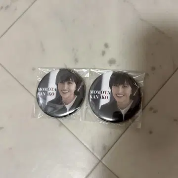 모모타 나나미 캔뱃지 2개 세트