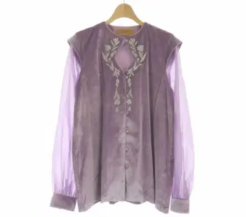 아메리빈티지 UND VELOUR EMBROIDERY BLOUSE