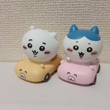 치이카와 프렌즈 3 쿠루마 부이 치이카와 하치와레 소프트 비닐 피규어