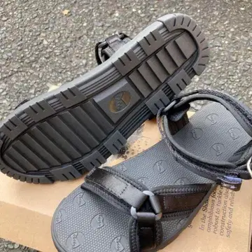샤카 샌들 23cm