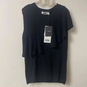 새상품 AZUL 프릴 슬리브리스 탑 블랙 새상품 M