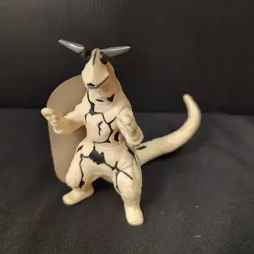 반다이 울트라 괴수 500 엘레킹 5