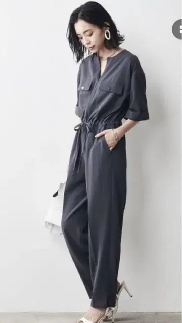 새상품 다크 그레이 올인원 스마일 랜드