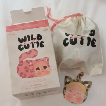 CRYBABY WILD but CUTIE 키링 Camo Cutie