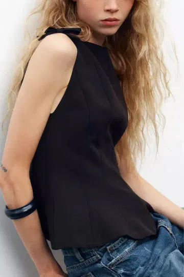 자라 페플럼 리본 상의 XS