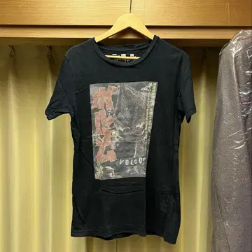 VOLCOM 볼곤 그래픽 티셔츠 S