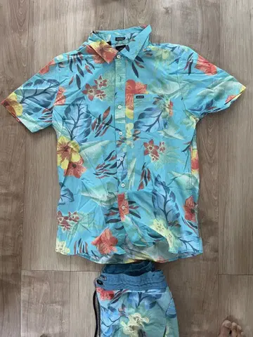 VOLCOM 알로하 반팔 셔츠