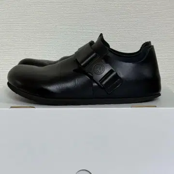 버켄스탁 런던 테크