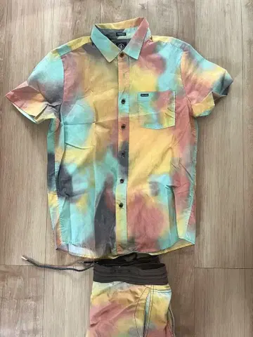 Volcom 타이다이 알로하 반팔 셔츠 S