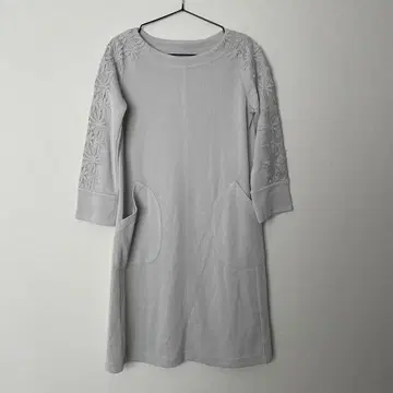 DoCLASSE 두클라쎄 소매 꽃무늬 레이스 원피스 그레이 청순 M