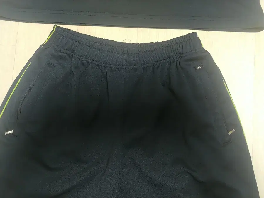 Product Details - 4