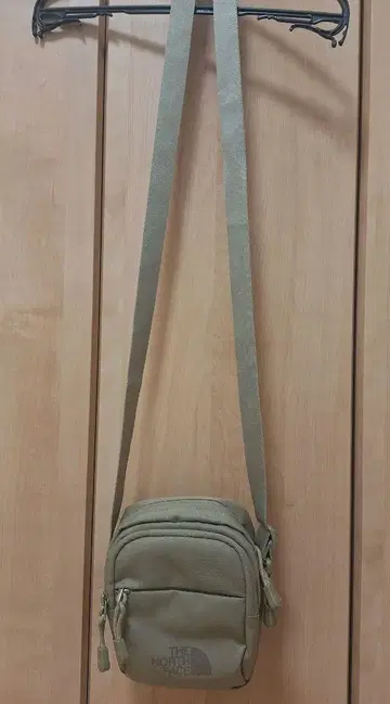 THE NORTH FACE 숄더백 베이지