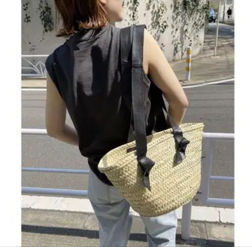 새상품 KECK RIBBON HANDLE SMALL 바스켓백