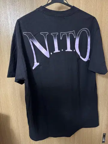 케이주 N.I.T.O 아레나 투어 티셔츠 핑크 L