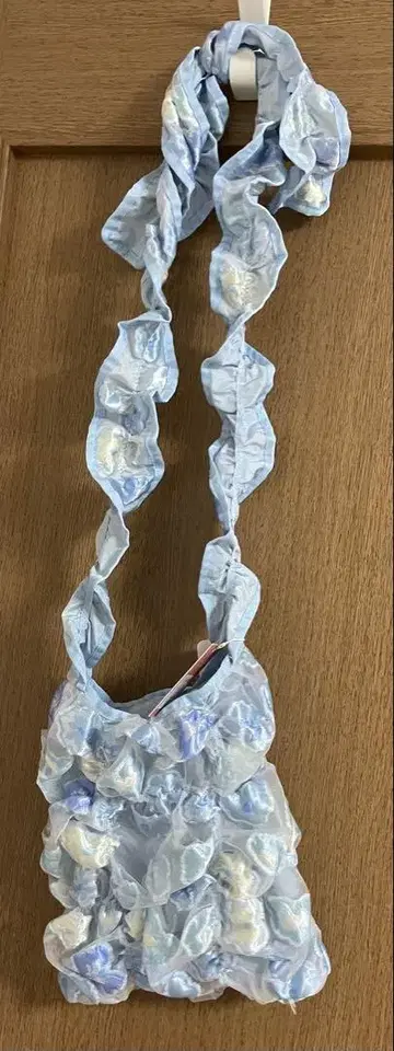 카세리니 스퀘어 개더 숄더백 블루