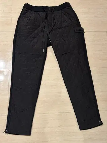 카파 블랙 퀼팅 팬츠
