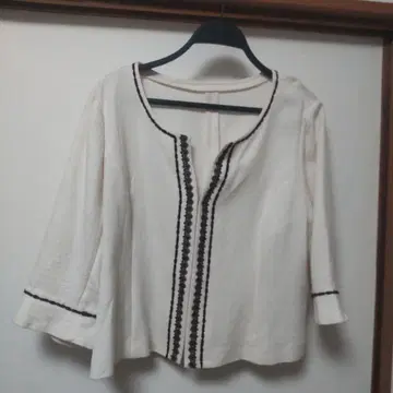 레리안 17+ 노카라 자켓
