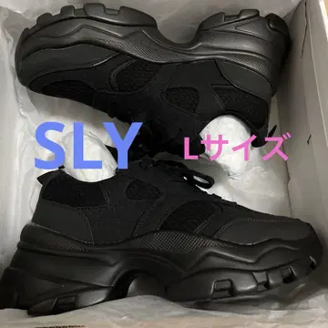SLY 통굽 스니커즈