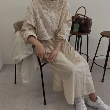 나나나모에 레이스 버스티어 도킹 셔츠 OP