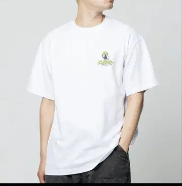 XLARGE 남성용 태깅 로고 숏 슬리브 티셔츠 화이트
